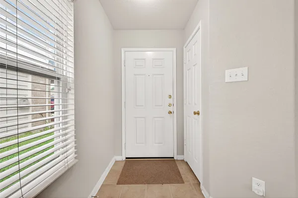 $2,500 | 3031 View Valley Trail, Katy, TX 77493