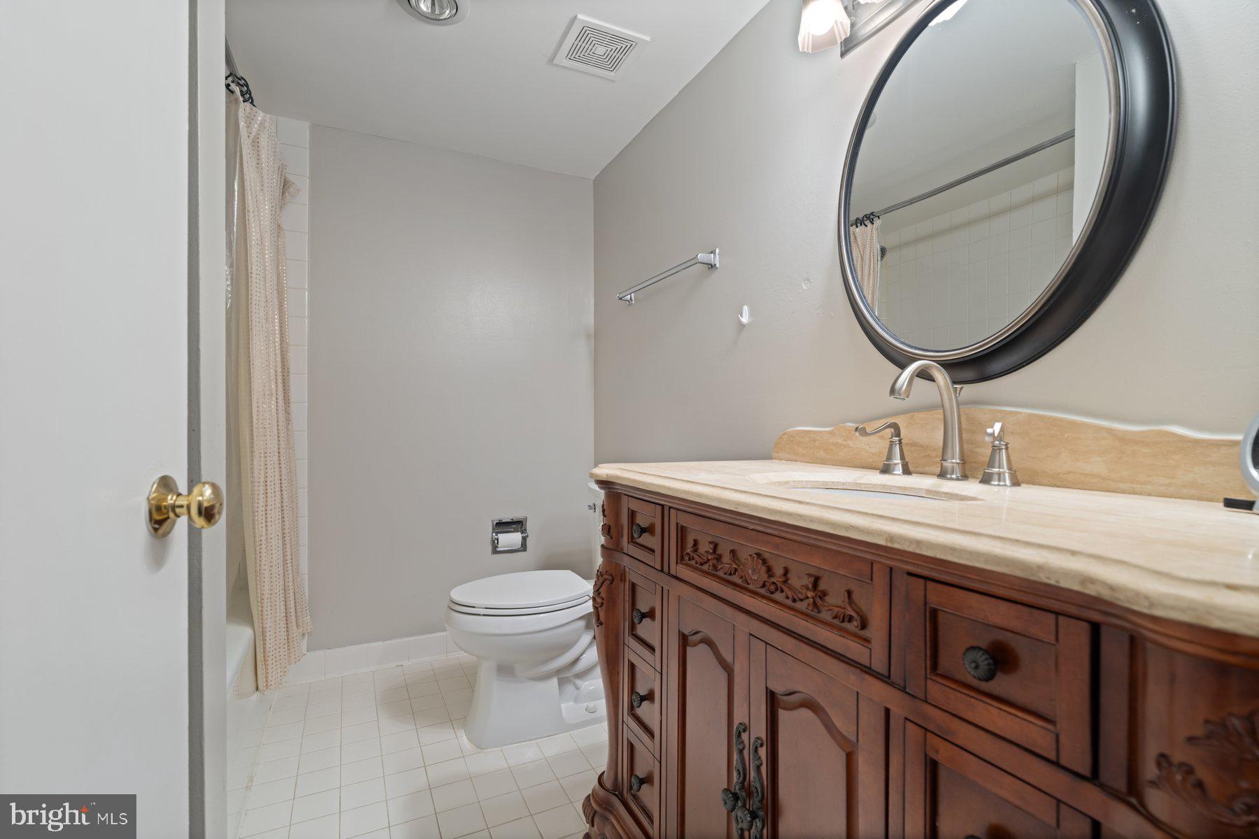 1040 Deer Ridge Drive, Unit 402 Baltimore, MD 21210 - Photo 14 of 34