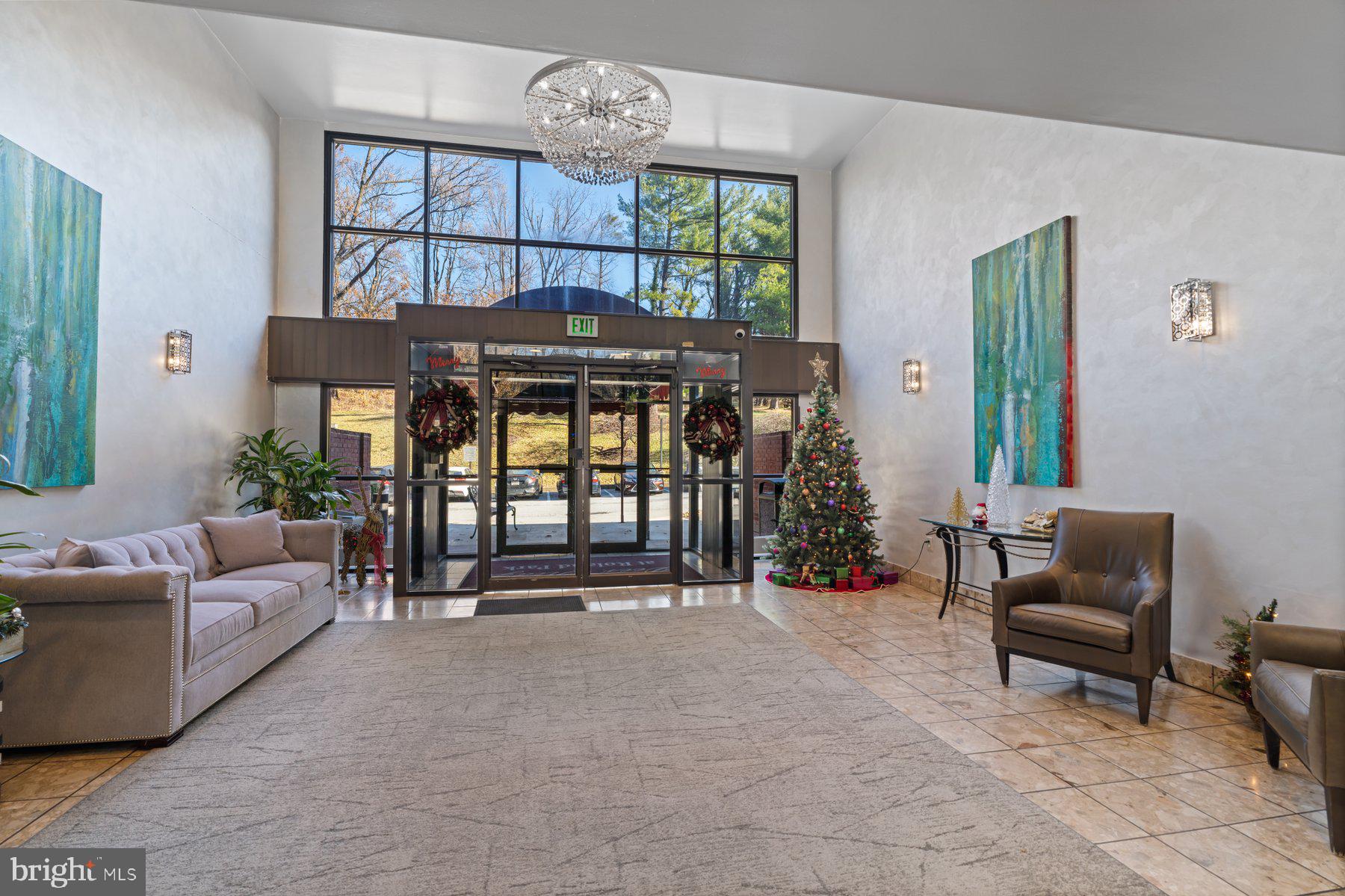 1040 Deer Ridge Drive, Unit 402 Baltimore, MD 21210 - Photo 28 of 34 Welcoming lobby with business hour attendant