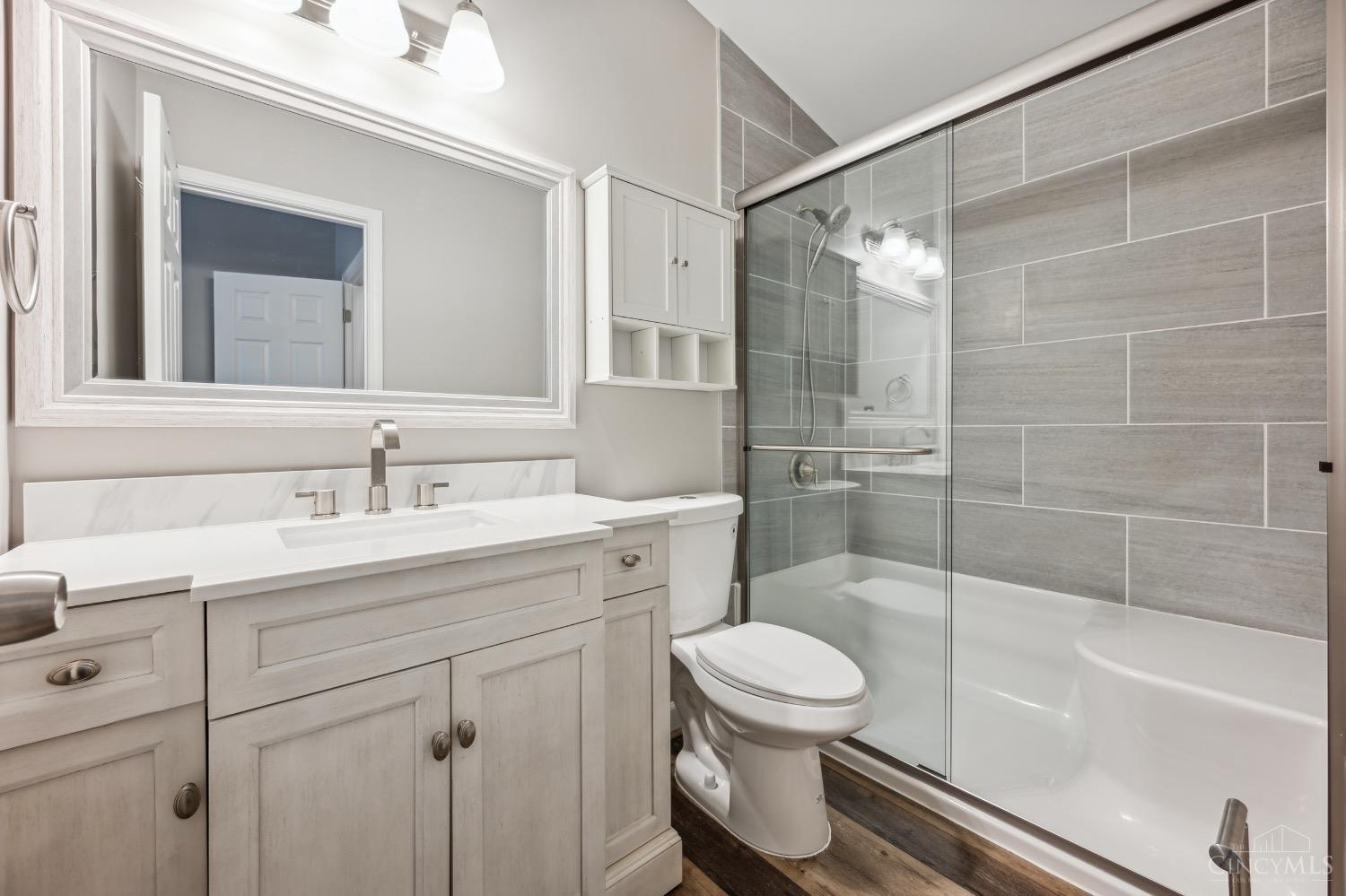 7641 Montgomery Road, Unit 7 Cincinnati, OH 45236 - Photo 15 of 27 Gallery Image 15