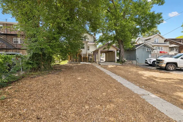 $4,500 | 1604 17th Avenue South, Nashville, TN 37212