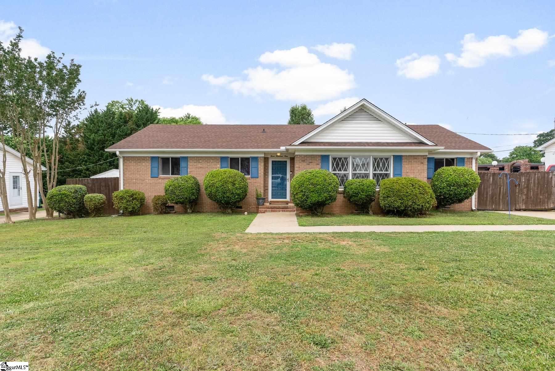 309 Brookmere Road Simpsonville, SC 29681 - Photo 1 of 22 Gallery Image 1
