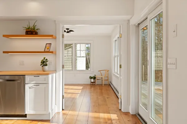 $975,000 | 28 Nissen Farm Lane, Damariscotta, ME 04543