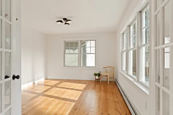 $975,000 | 28 Nissen Farm Lane, Damariscotta, ME 04543