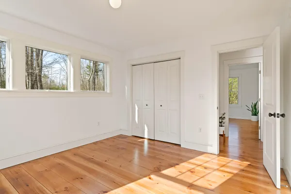 $975,000 | 28 Nissen Farm Lane, Damariscotta, ME 04543