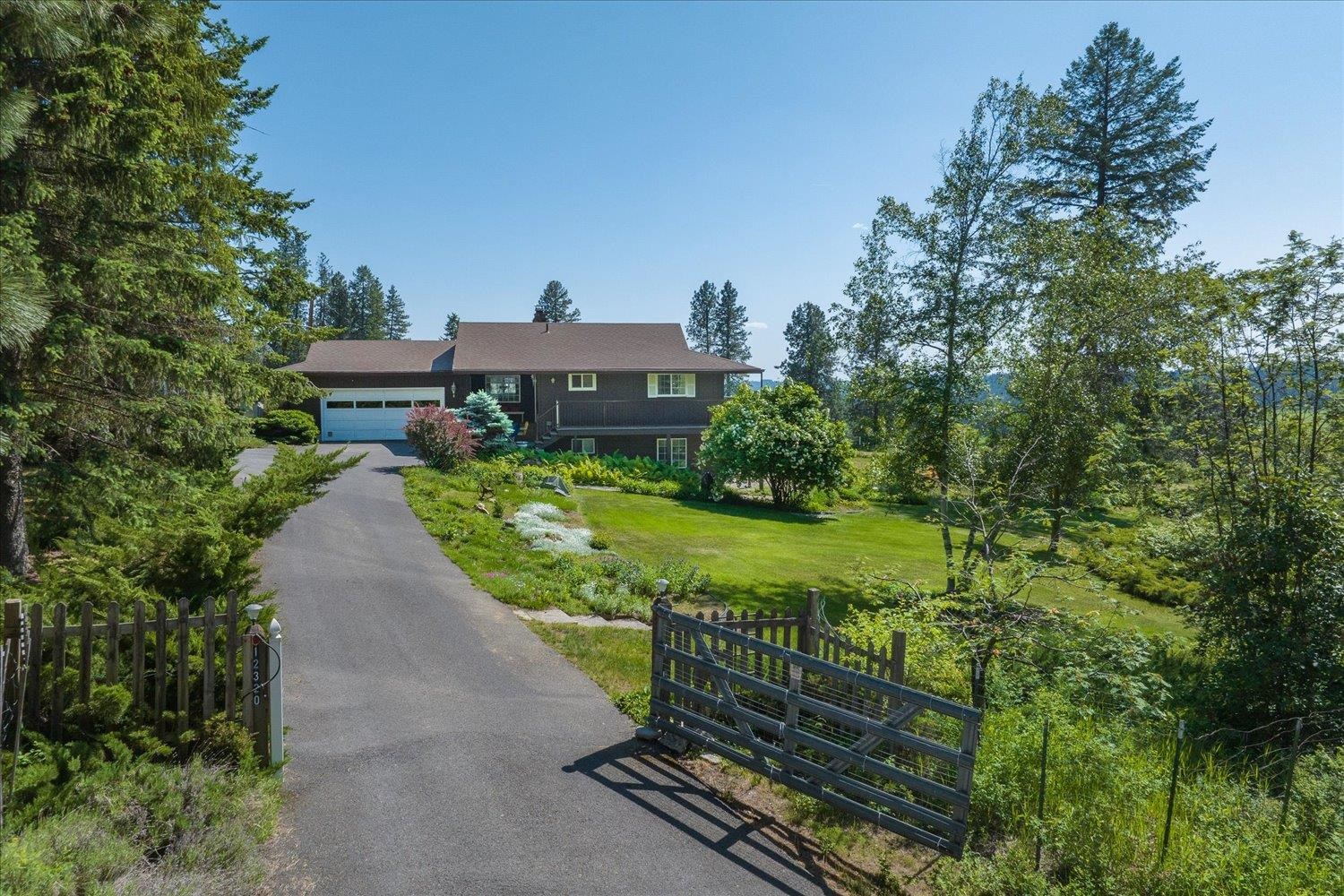 12320 East Staley Road Chattaroy, WA 99003 - Photo 3 of 50