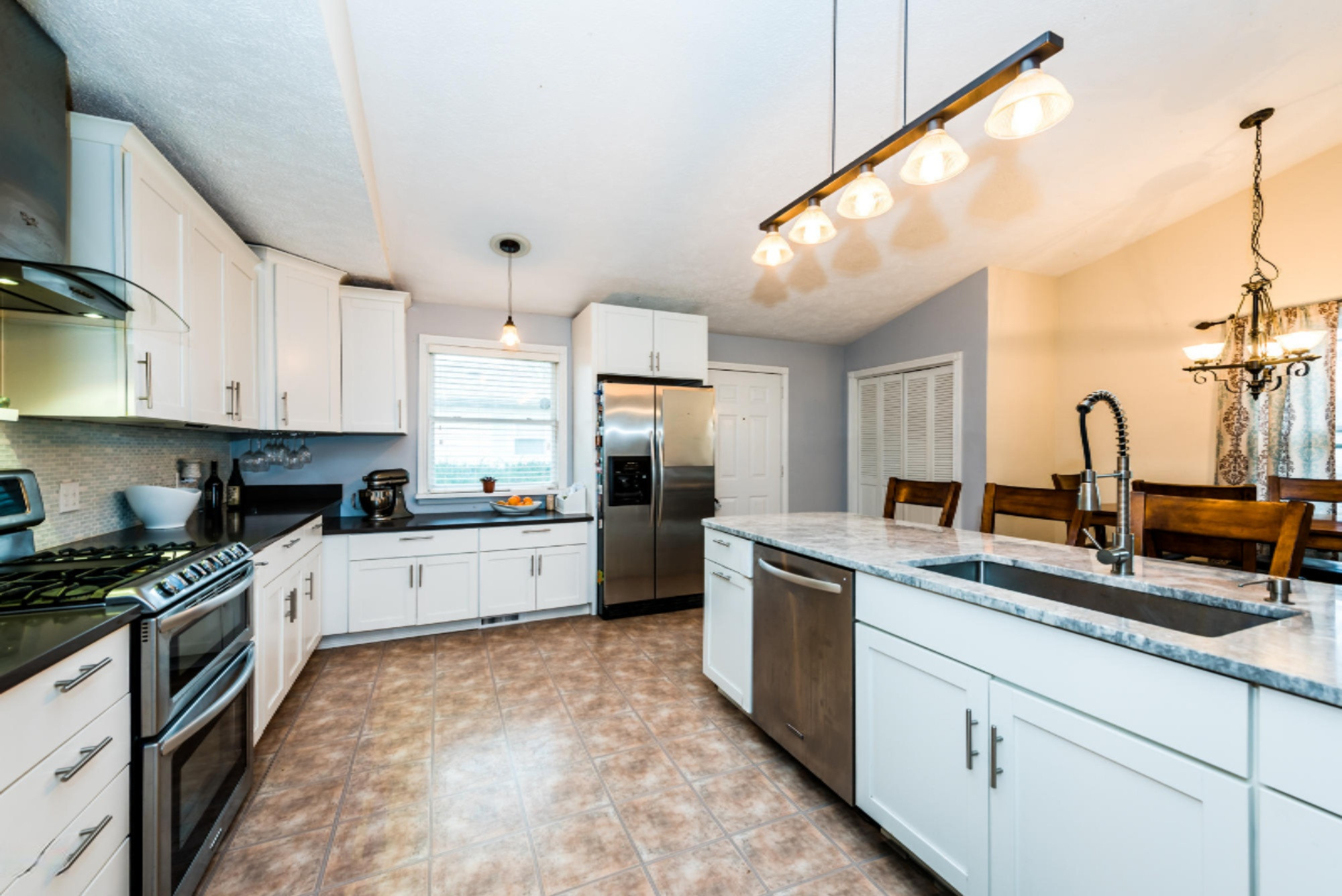 743 Sheridan Road St. Joseph, MI 49085 - Photo 6 of 22 Sheridan-106
