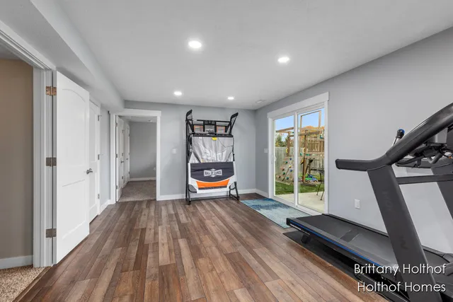 $419,900 | 5885 Farmview Drive, Allendale, MI 49401