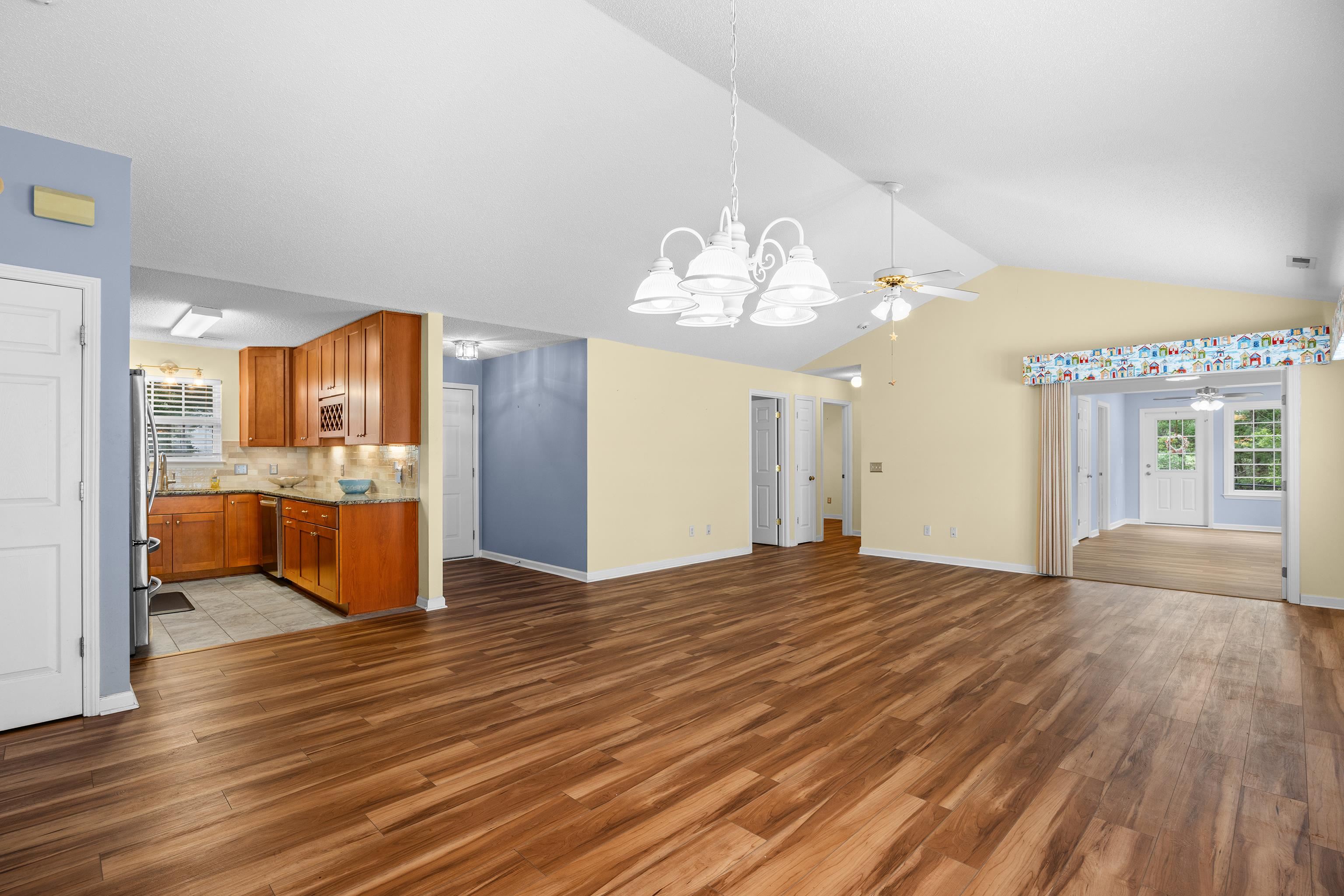 1537 Gulfstream Court Surfside Beach, SC 29575 - Photo 4 of 66