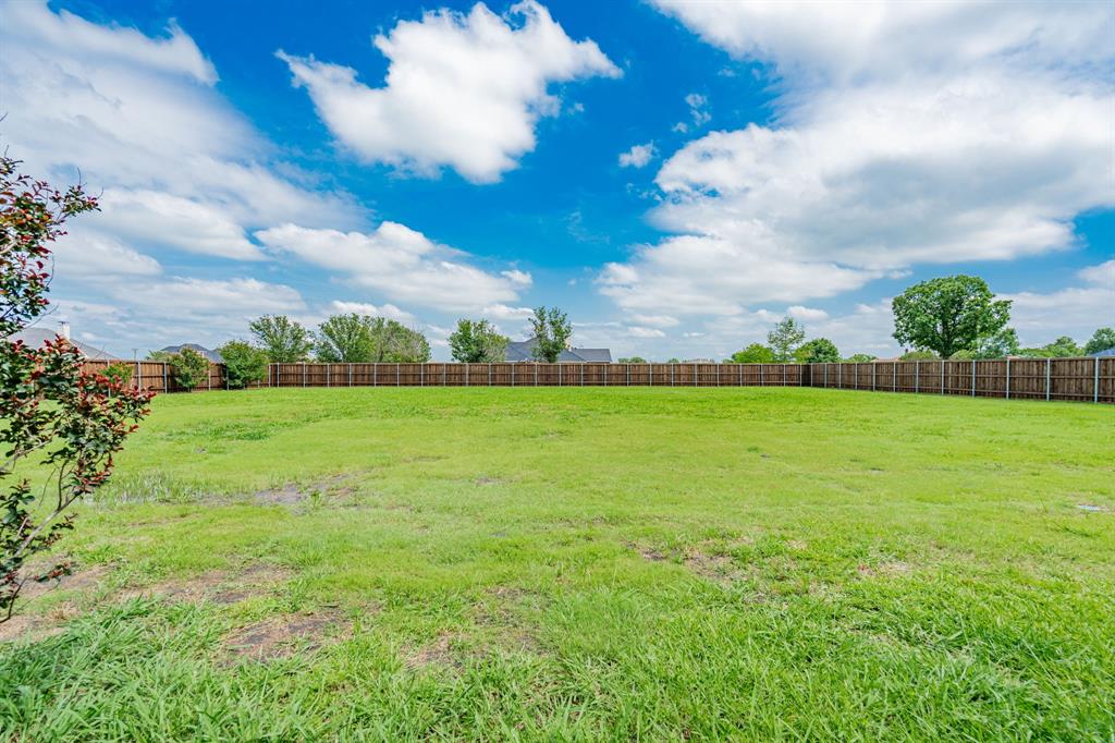 1005 Ruidoso Downs Drive Talty, TX 75160 - Photo 32 of 34