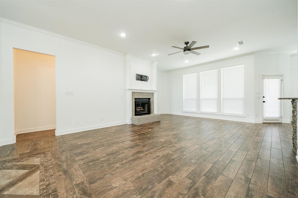 1005 Ruidoso Downs Drive Talty, TX 75160 - Photo 5 of 34