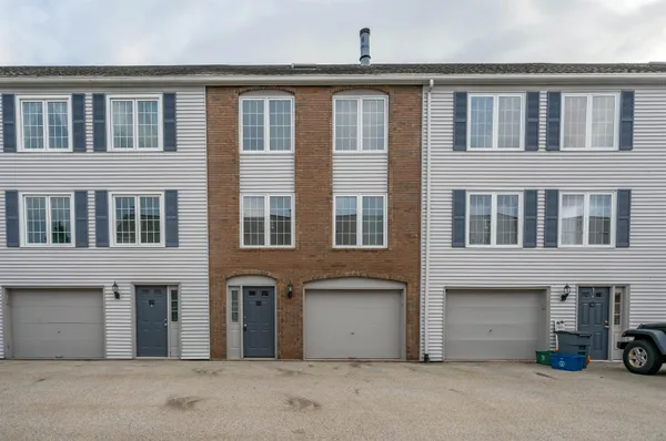 $365,000 | 12 Perley Road, Unit 21, Derry, NH 03038