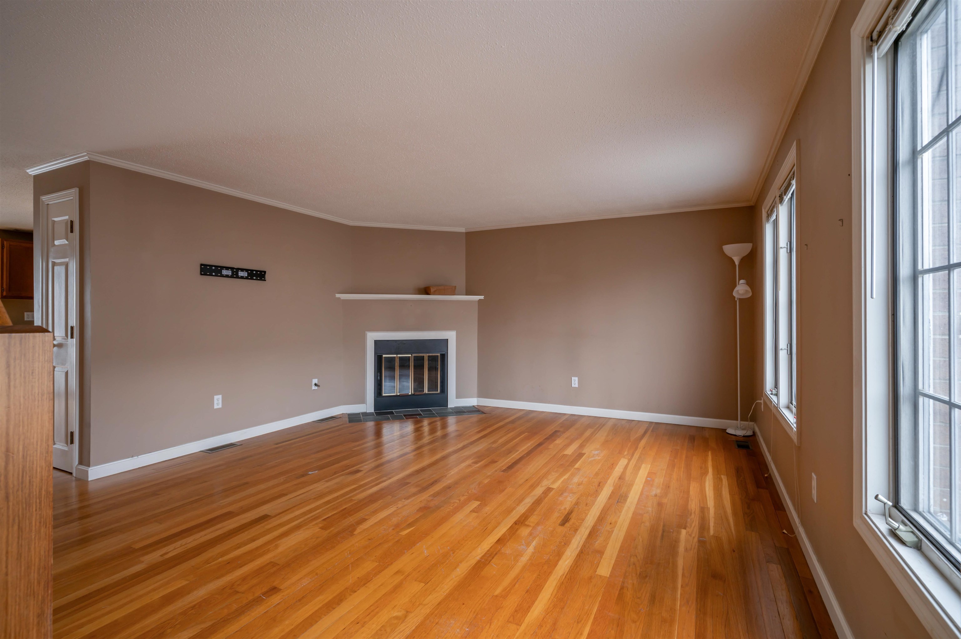 12 Perley Road, Unit 21 Derry, NH 03038 - Photo 11 of 37