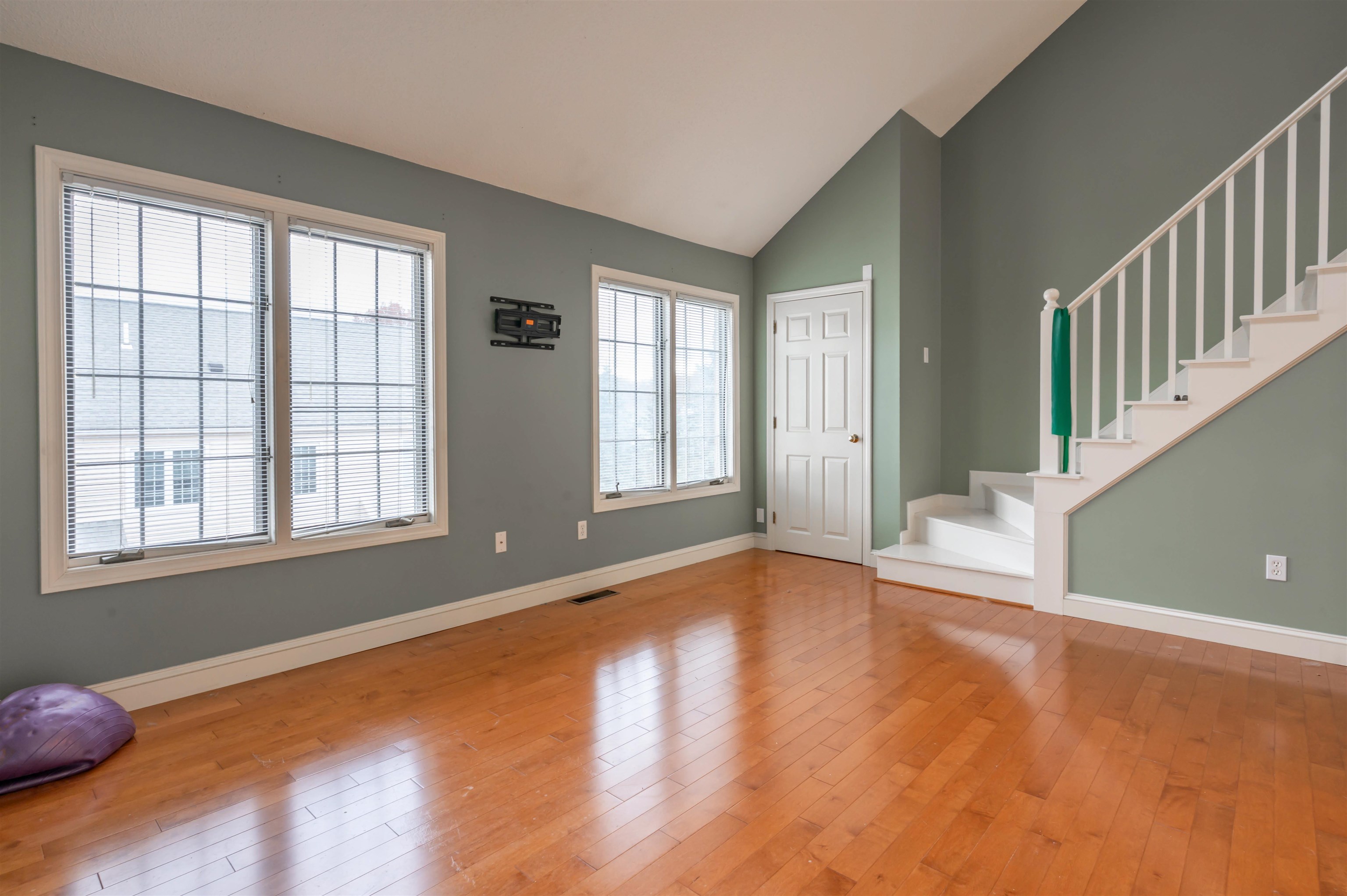 12 Perley Road, Unit 21 Derry, NH 03038 - Photo 22 of 37