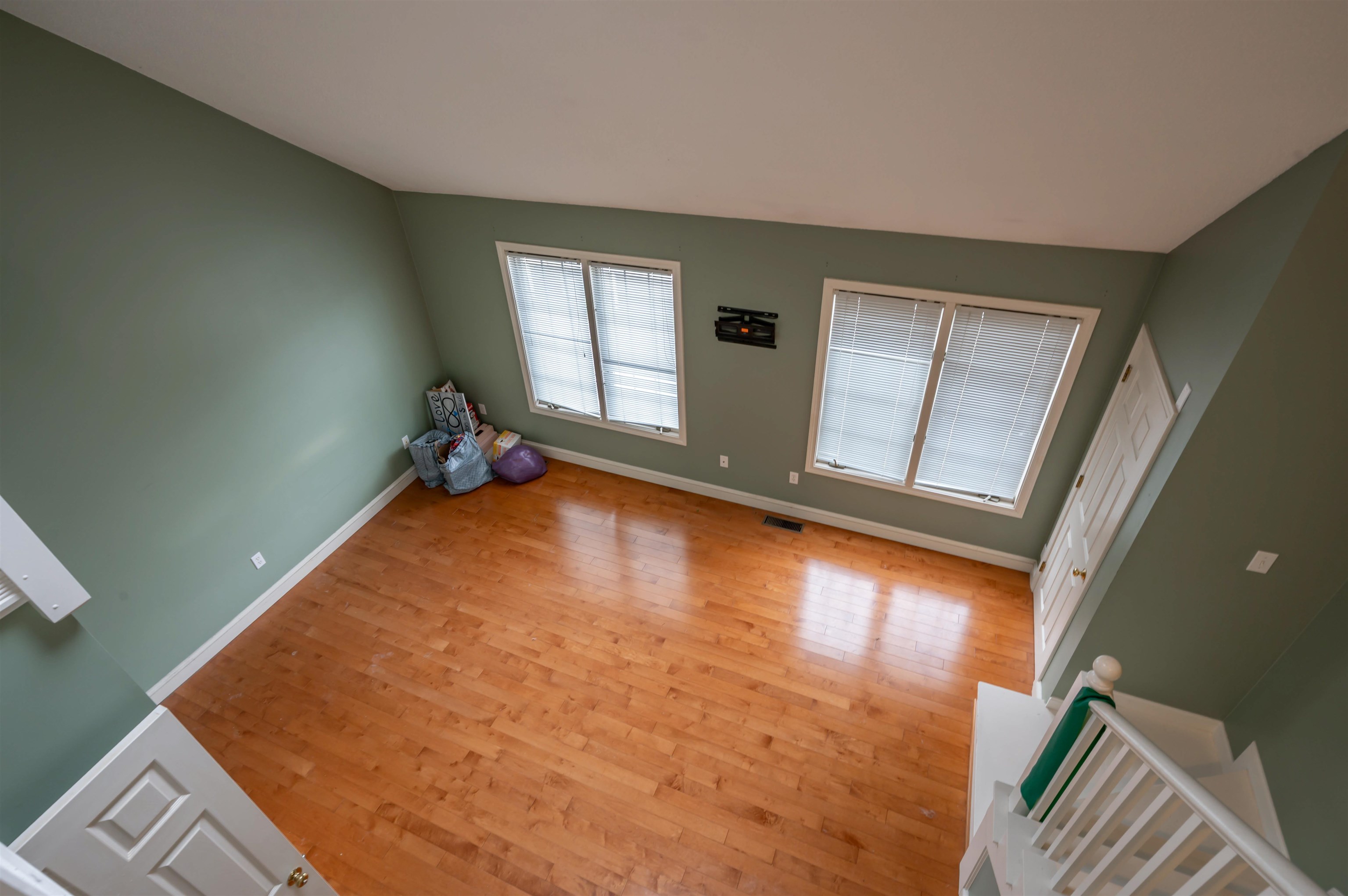 12 Perley Road, Unit 21 Derry, NH 03038 - Photo 23 of 37
