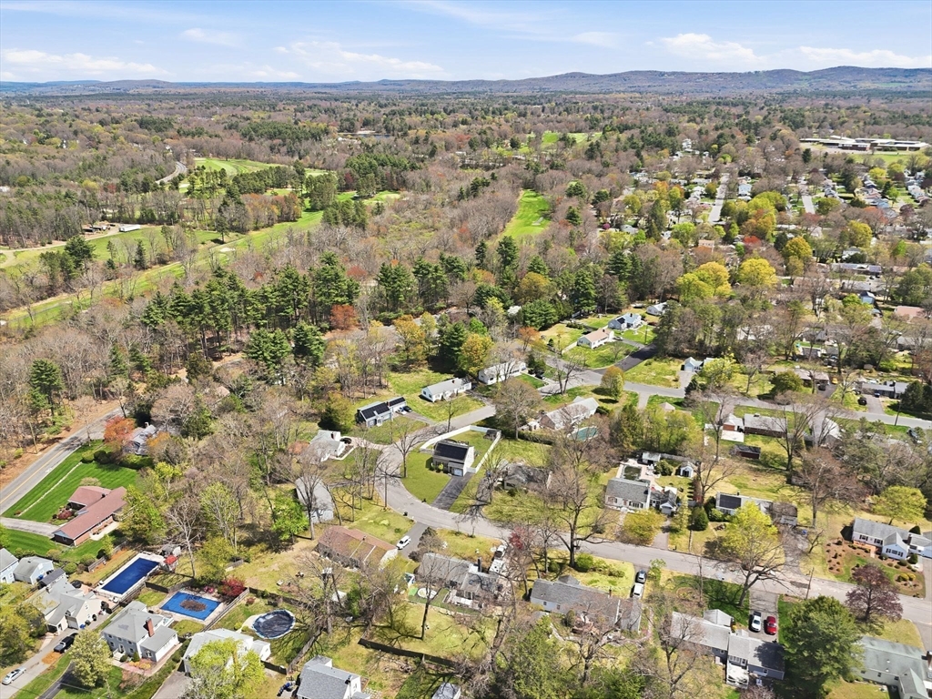 33 Winding Lane Springfield, MA 01118 - Photo 41 of 42