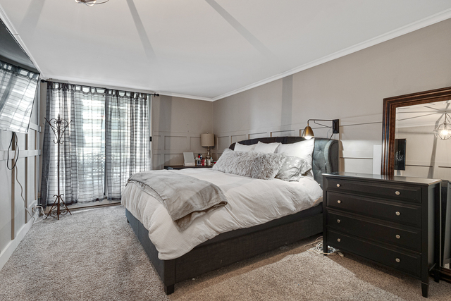 6007 North Sheridan Road, Unit 4H Chicago, IL 60660 - Photo 12 of 17