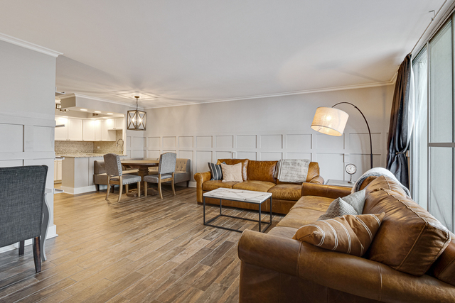 6007 North Sheridan Road, Unit 4H Chicago, IL 60660 - Photo 5 of 17