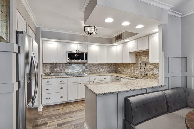 6007 North Sheridan Road, Unit 4H Chicago, IL 60660 - Photo 9 of 17