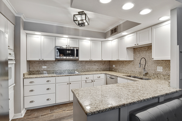 6007 North Sheridan Road, Unit 4H Chicago, IL 60660 - Photo 10 of 17