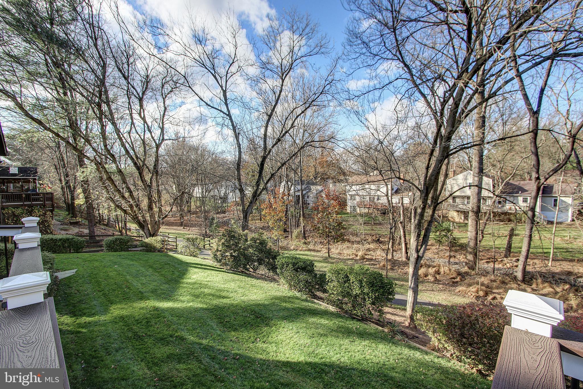 1527 Blue Meadow Road Potomac, MD 20854 - Photo 34 of 35 Back View