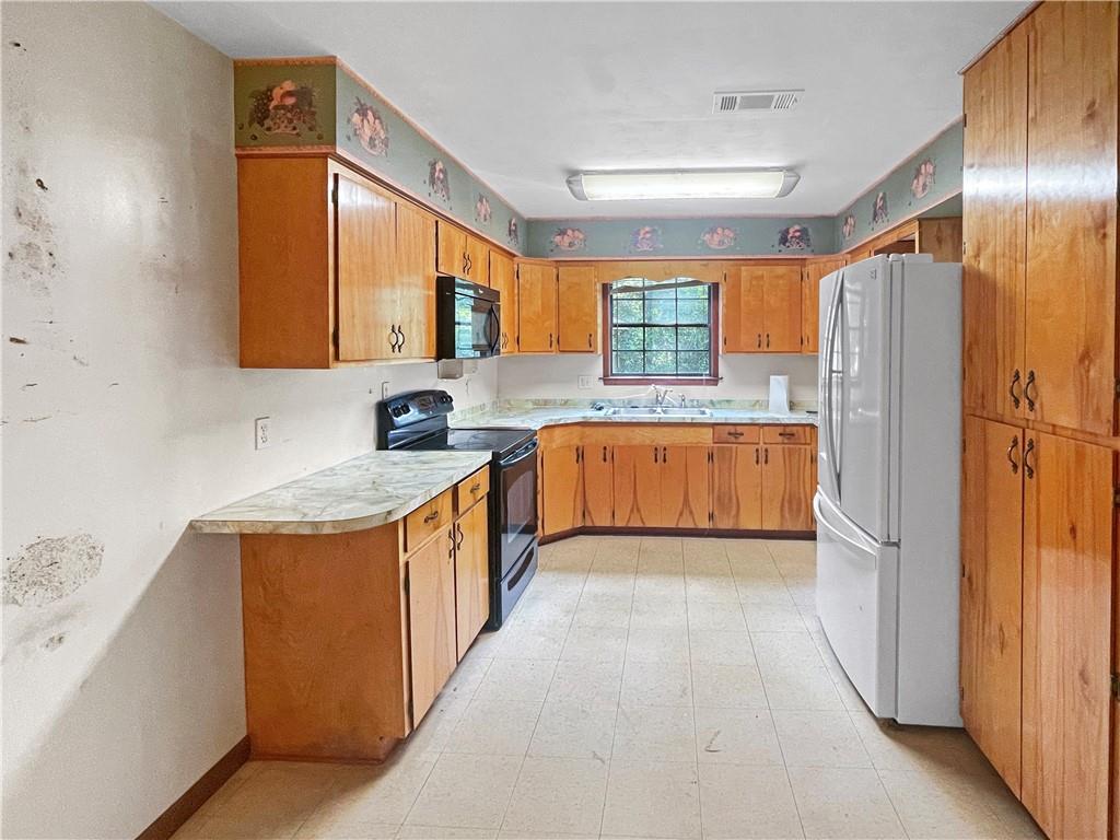 1017 Anchor Lake Road Carriere, MS 39426 - Photo 4 of 28 Gallery Image 4