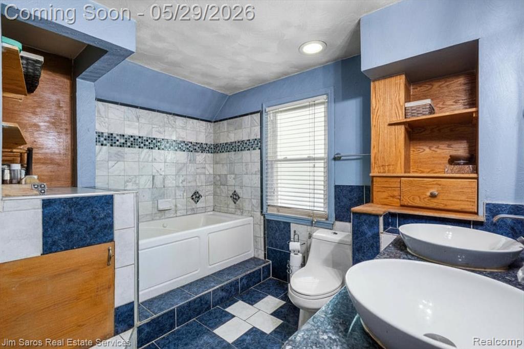 4418 Harvard Road Detroit, MI 48224 - Photo 18 of 31