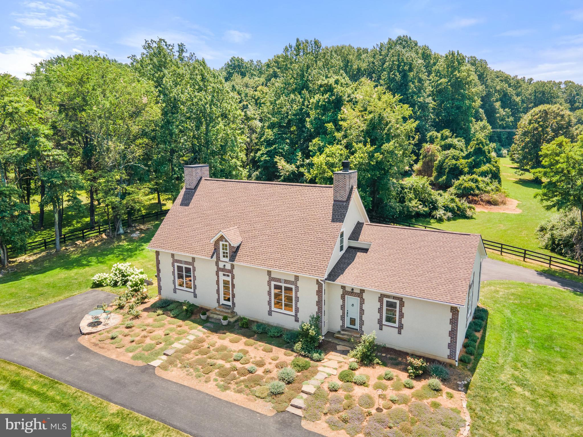 18184 Canby Road Leesburg, VA 20175 - Photo 4 of 47