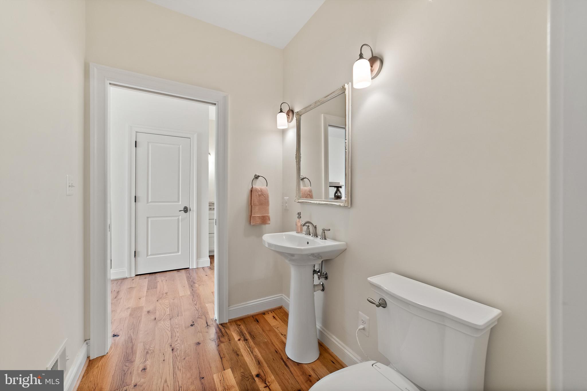 18184 Canby Road Leesburg, VA 20175 - Photo 33 of 47