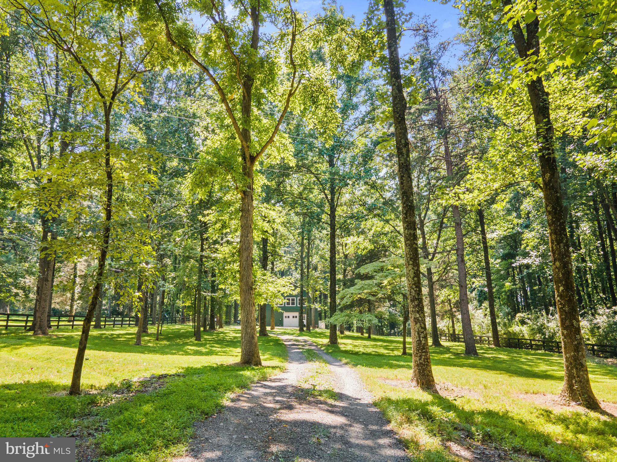 18184 Canby Road Leesburg, VA 20175 - Photo 38 of 47