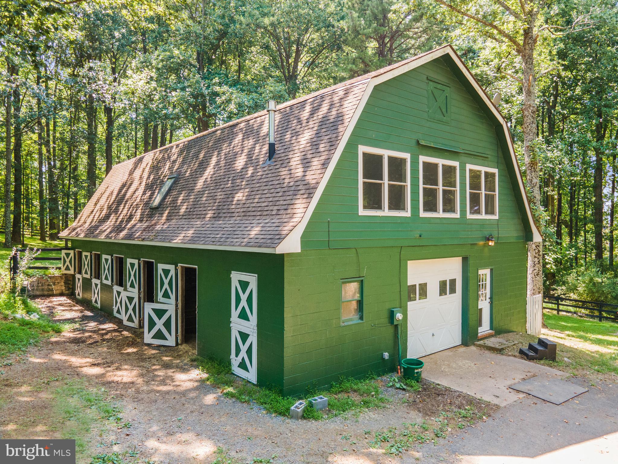 18184 Canby Road Leesburg, VA 20175 - Photo 40 of 47