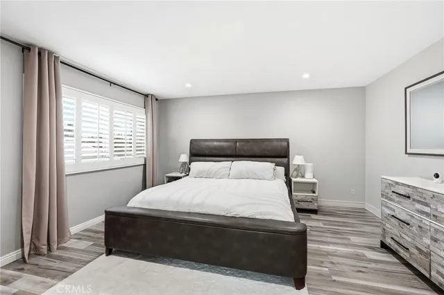 $667,000 | 10220 Zelzah Avenue, Unit 4, Northridge, CA 91325