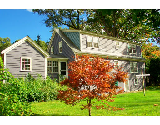 89 Acton Road Chelmsford, MA 01824 - Photo 13 of 19 Gallery Image 13