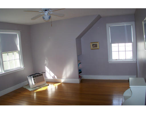 89 Acton Road Chelmsford, MA 01824 - Photo 7 of 19 Gallery Image 7