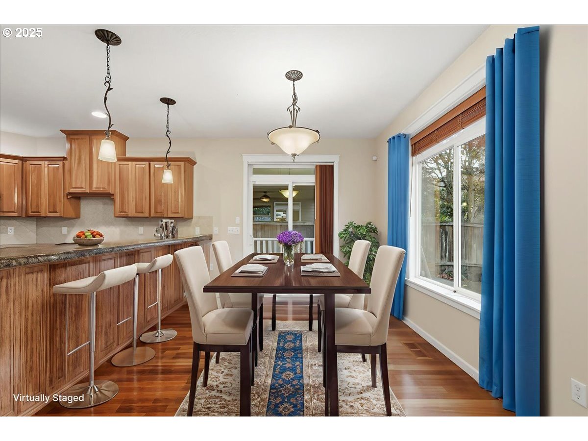305 Northwest 152nd Street Vancouver, WA 98685 - Photo 12 of 47 Breakfast Area