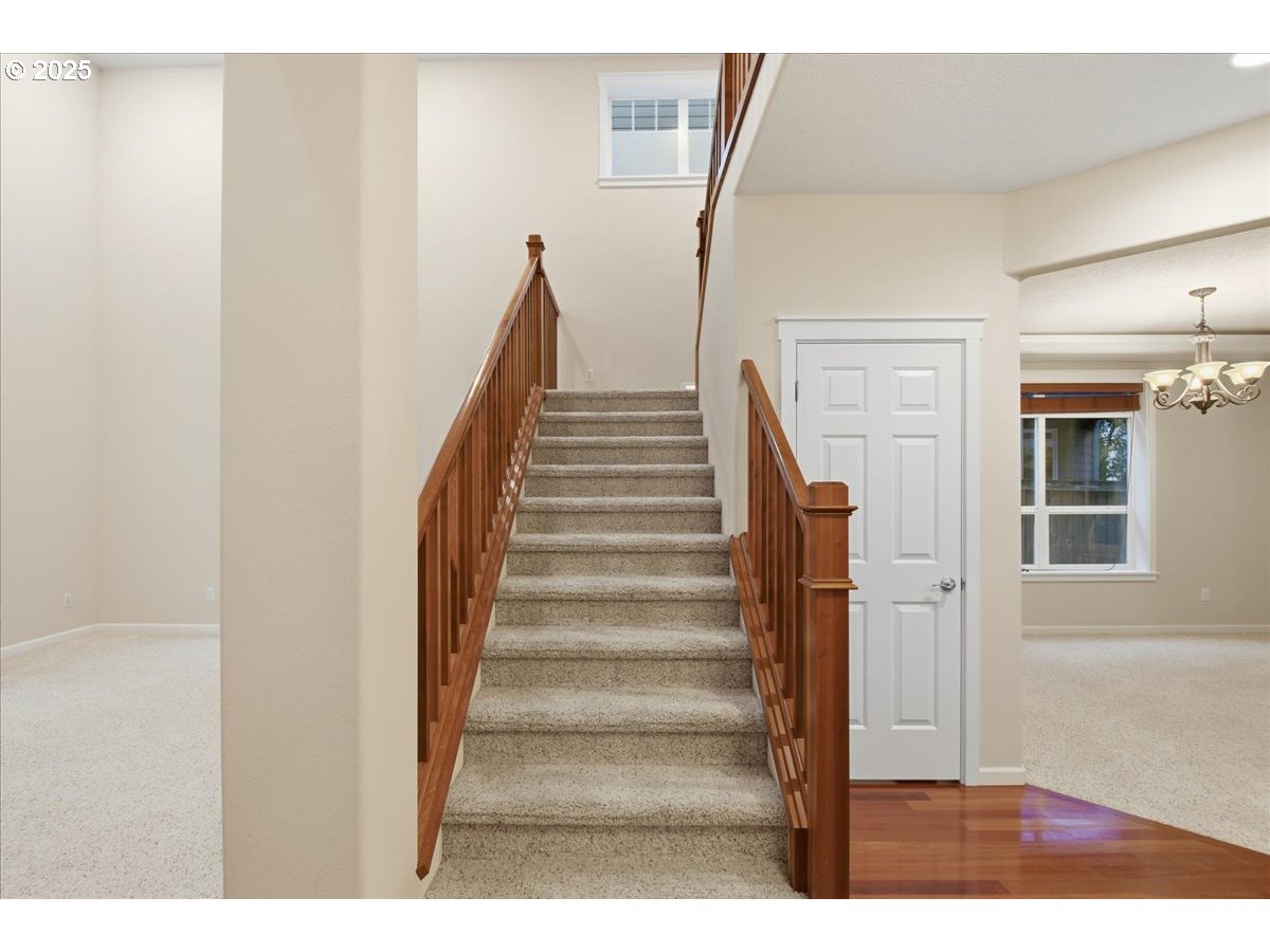 305 Northwest 152nd Street Vancouver, WA 98685 - Photo 25 of 47