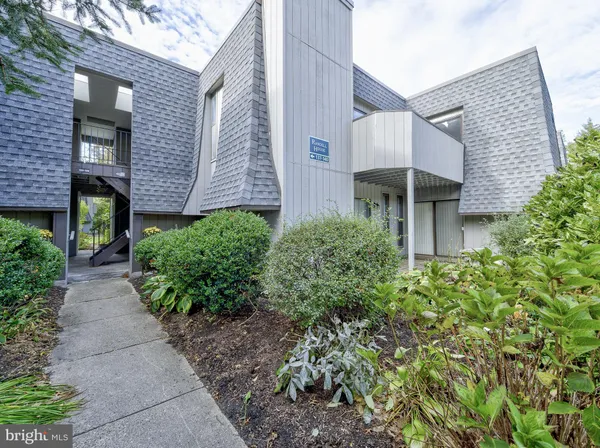 $229,900 | 25 South Church Road, Unit 138, Maple Shade, NJ 08052