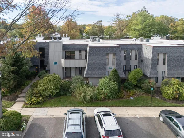 $229,900 | 25 South Church Road, Unit 138, Maple Shade, NJ 08052