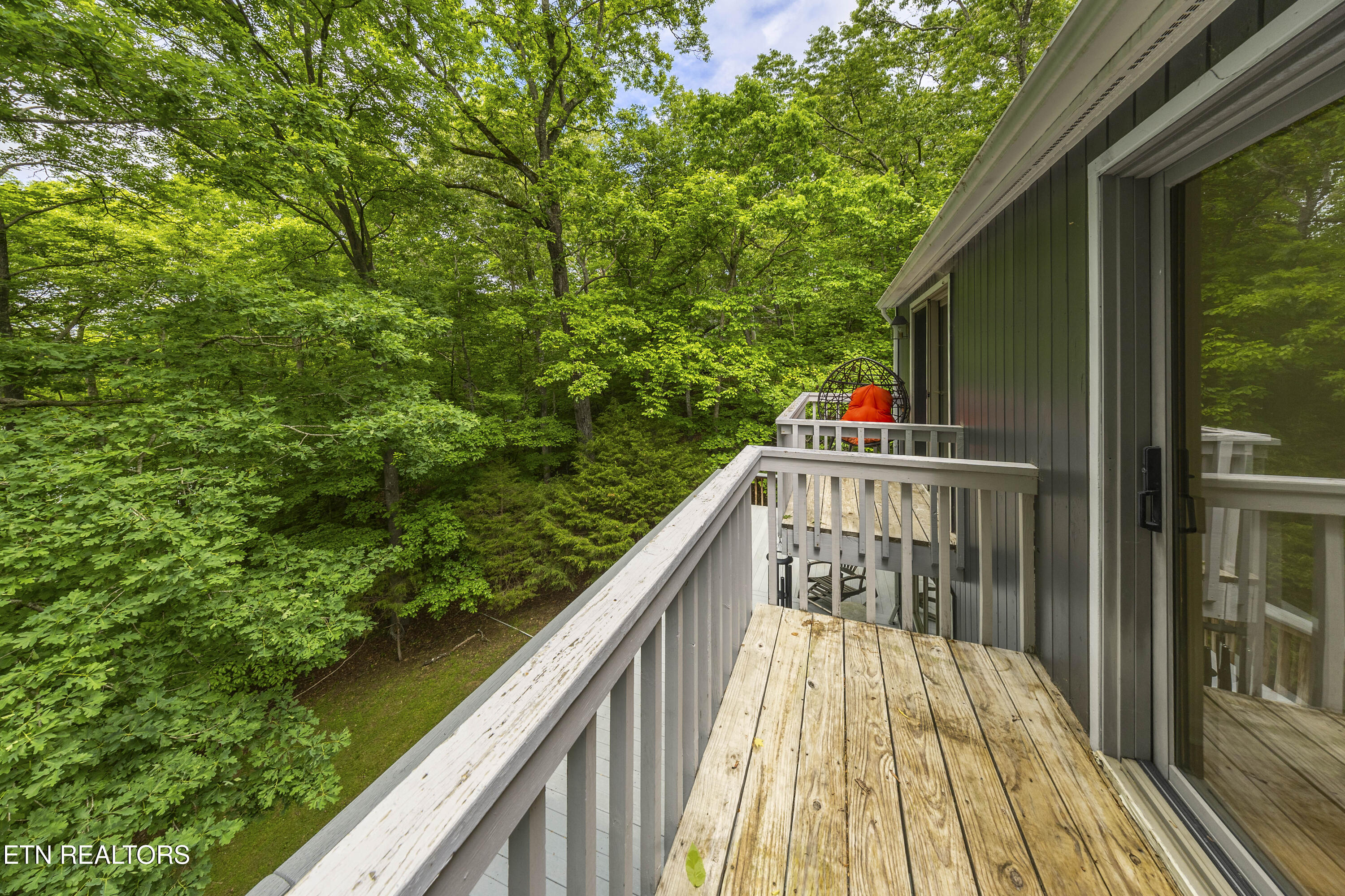 2611 Shore Line Road Knoxville, TN 37932 - Photo 32 of 47 Bedroom 3 Deck