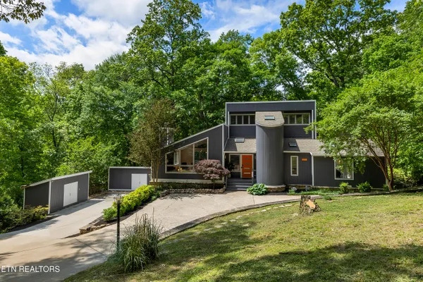 $1,250,000 | 2611 Shore Line Road, Knoxville, TN 37932