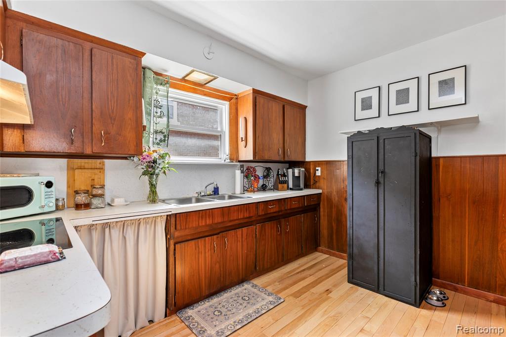 604 Alter Road Detroit, MI 48215 - Photo 29 of 51