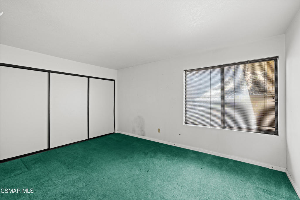 24154 Mentry Drive Newhall, CA 91321 - Photo 13 of 30