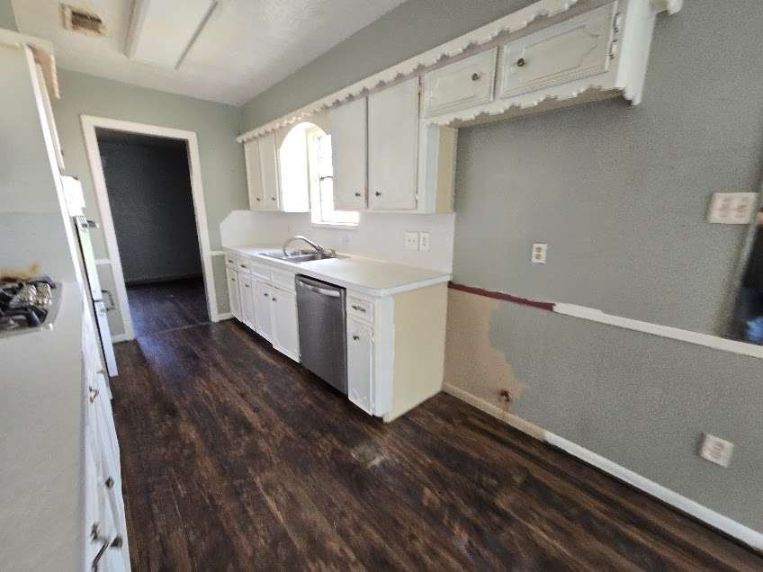 1307 Cactus Street Baytown, TX 77521 - Photo 7 of 15