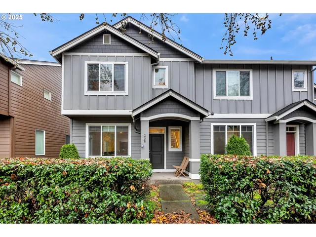 $399,900 | 308 Northeast Newhouse Road, Vancouver, WA 98663