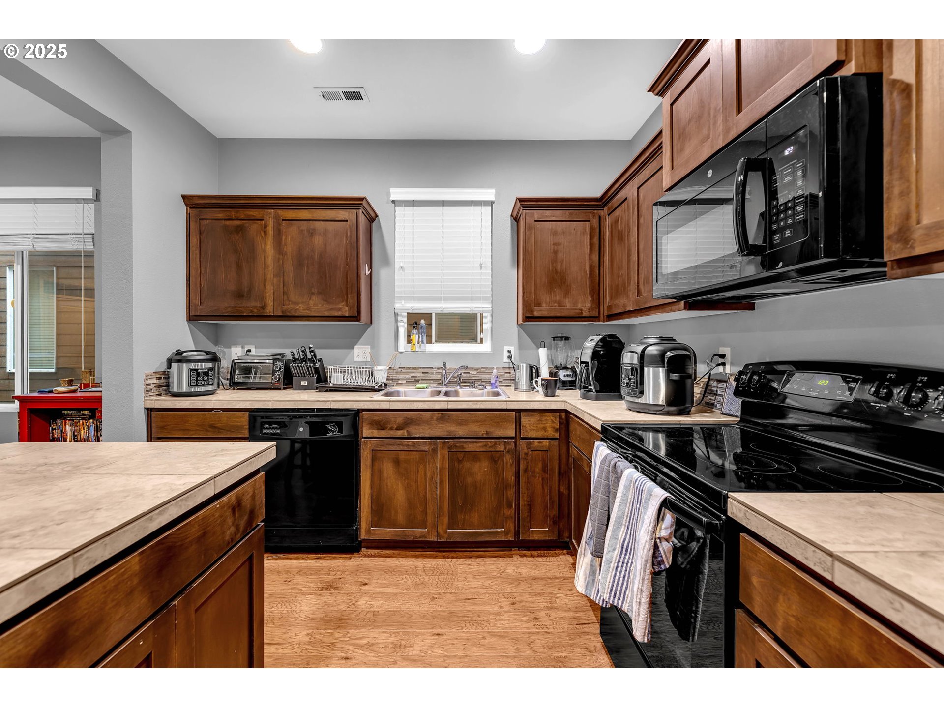 308 Northeast Newhouse Road Vancouver, WA 98663 - Photo 12 of 35