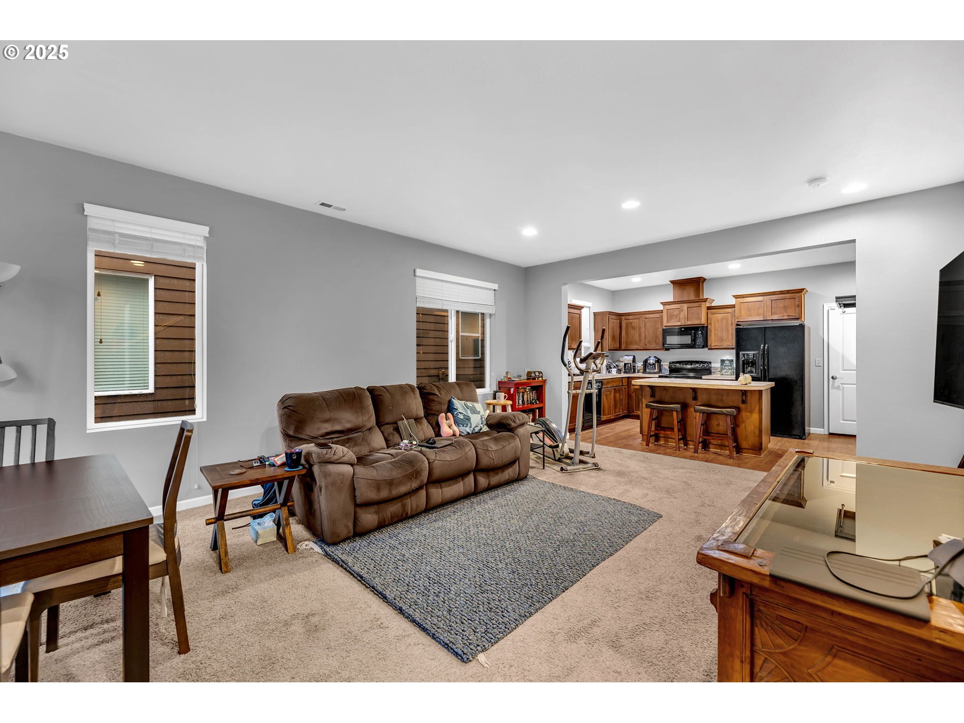 308 Northeast Newhouse Road Vancouver, WA 98663 - Photo 2 of 35