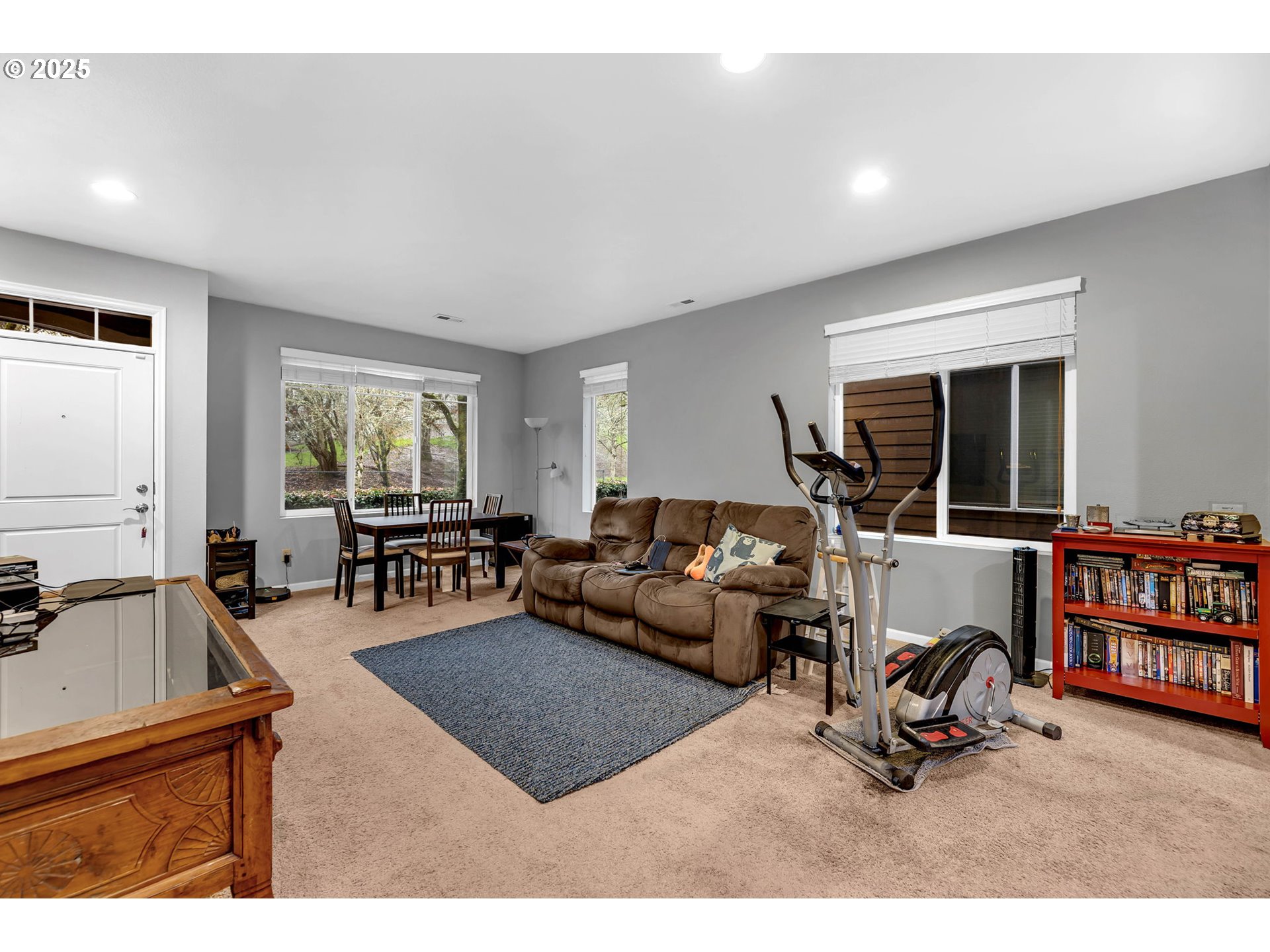 308 Northeast Newhouse Road Vancouver, WA 98663 - Photo 3 of 35