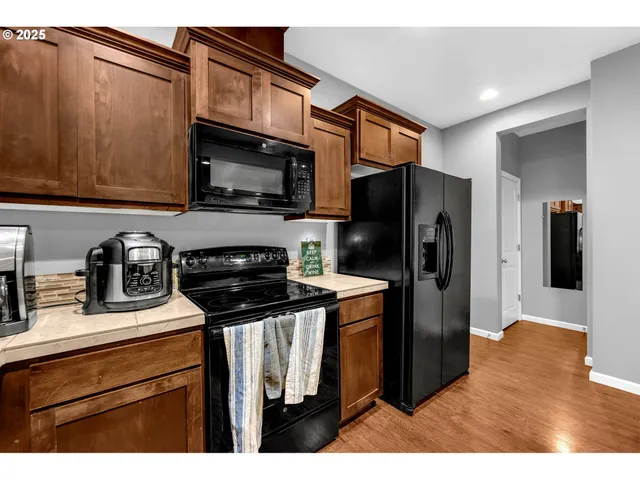 $399,900 | 308 Northeast Newhouse Road, Vancouver, WA 98663