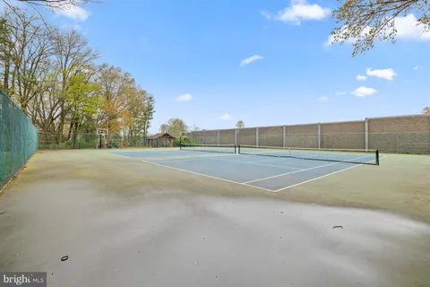 a view of a tennis court
