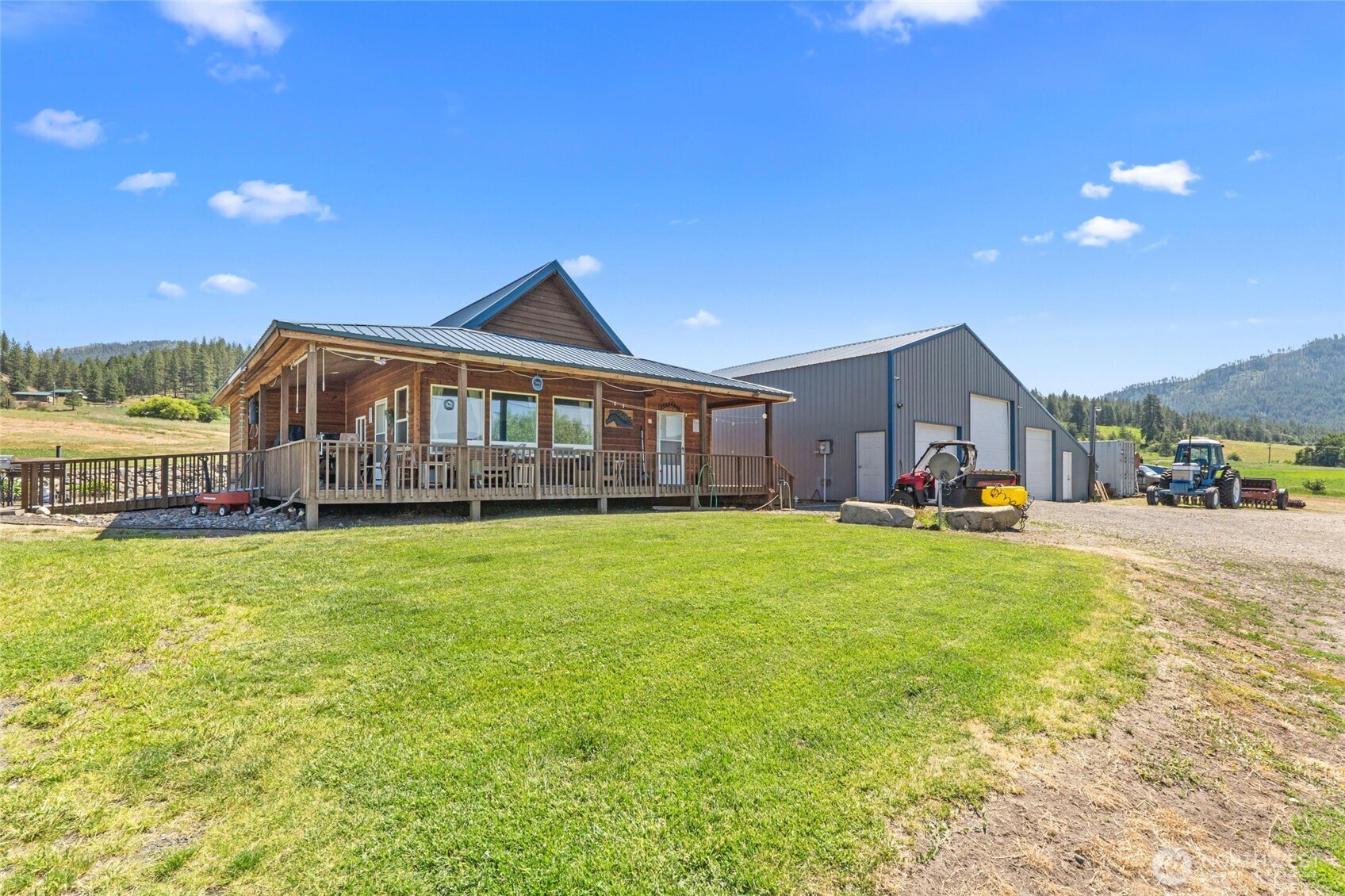 5793 Fruitland Valley Road Fruitland, WA 99129 - Photo 12 of 34 a view of a house with a big yard
